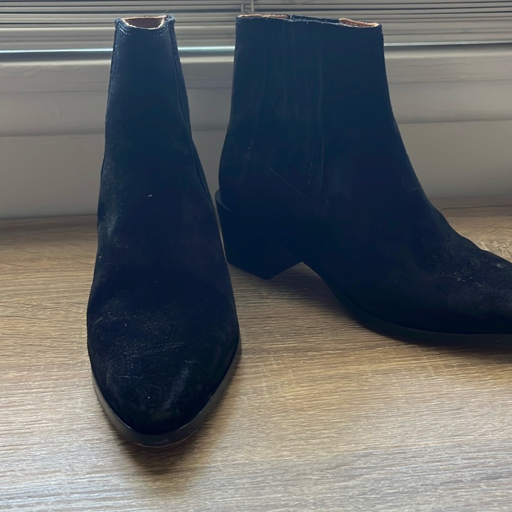 Ankle boots